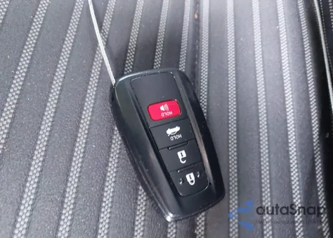 2022 Toyota Camry Se z USA, uszkodzony, nr VIN 4T1T11AK9NU649419